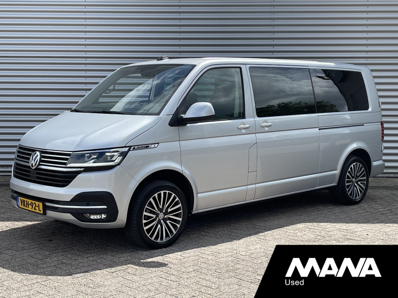 Volkswagen Transporter - 2.0TDI 150PK Bulli L2H1 DC Automaat - AutoWereld.nl