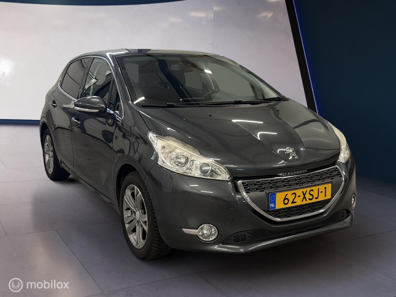 Peugeot 208 - 1.2 VTi Allure ✓5-Deurs✓Clima✓Cruise✓Parksens. - AutoWereld.nl
