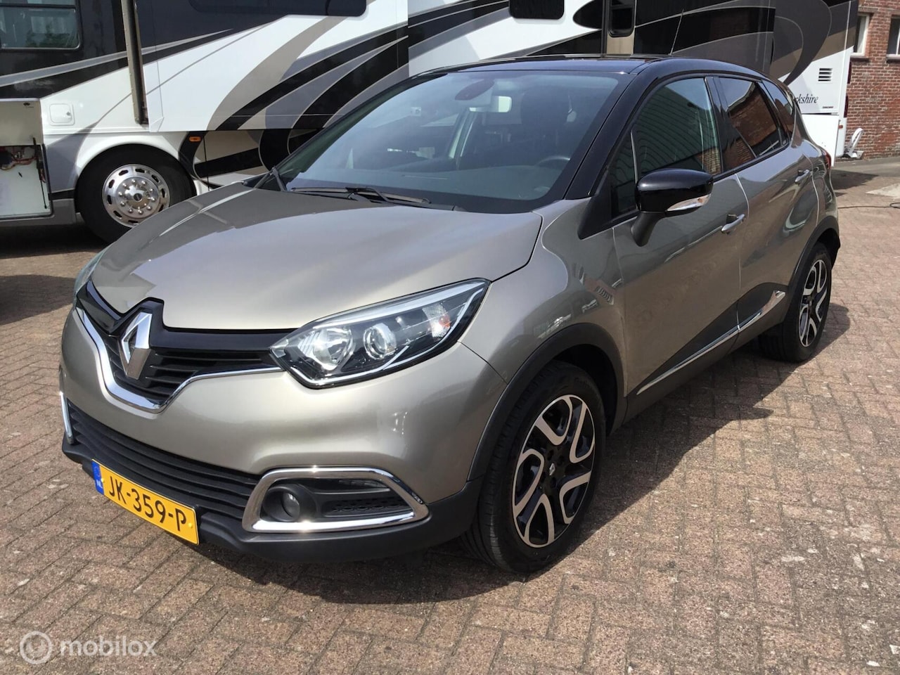 Renault Captur - 1.2 TCe Dynamique AUTOMAAT TREKHAAK - AutoWereld.nl