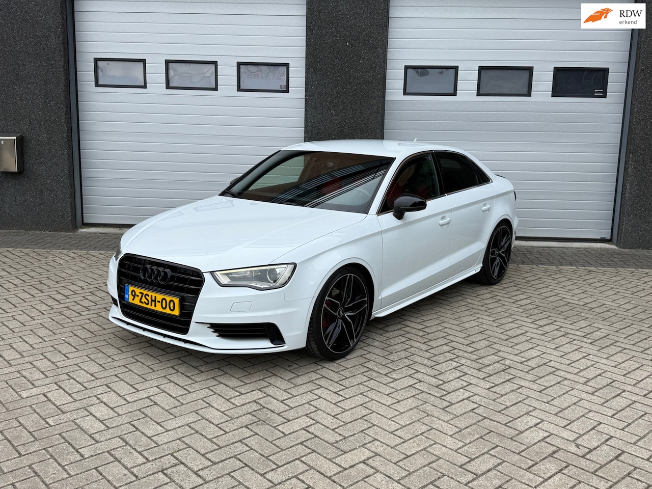 Audi A3 Limousine - 1.4 TFSI CoD Attraction Pro Line Plus CLIMA/CRUISE/XENON - AutoWereld.nl