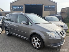 Volkswagen Touran - UNIEK UNITED 1.4 TSI LUX VOLL 7Pers