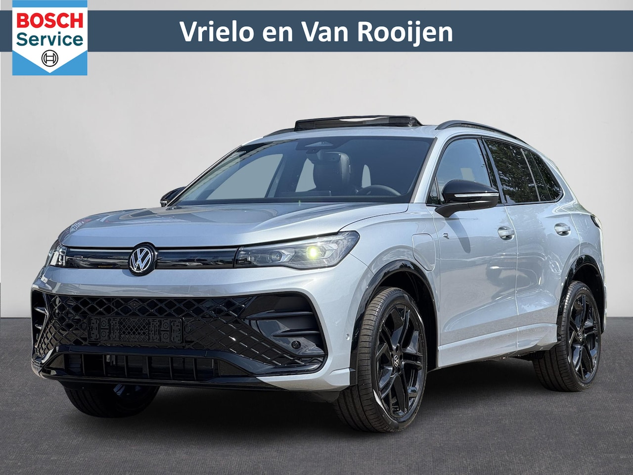 Volkswagen Tiguan - 1.5 eHybrid R-Line | Nieuw! | Navi | ACC | Pano | Camera | Interieur Style Pakket | Elektr - AutoWereld.nl