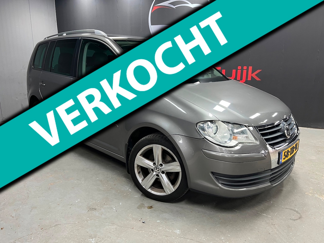 Volkswagen Touran - 1.4 TSI | CarPlay | Trekhaak | Nw APK | NAP - AutoWereld.nl