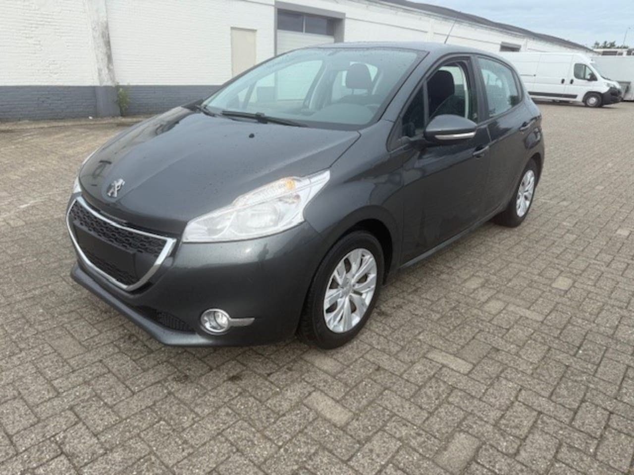 Peugeot 208 - 1.2 PureTech Active 79.000 Km Navi, Cruise, PDC - AutoWereld.nl
