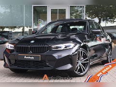 BMW 3-serie - (g20) 320e M-Sport 204pk | Sfeer | Camera | Pano | Trekhaak | Adaptive LED | Cruise | Carp