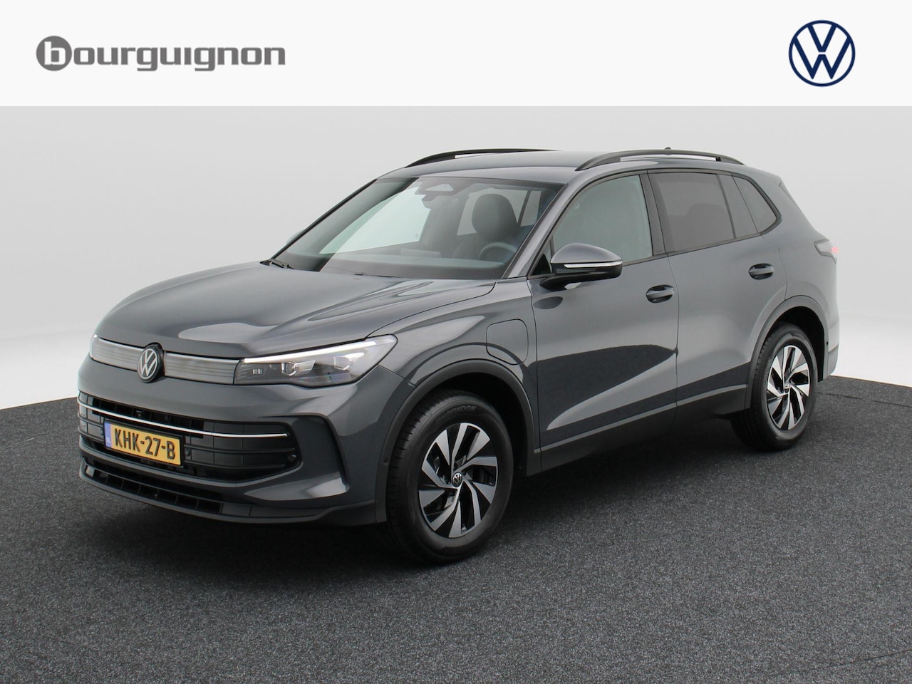 Volkswagen Tiguan - 1.5 eHybrid Life Edition | Trekhaak | Navigatie | Adaptieve Cruise Control | Adaptief Onde - AutoWereld.nl