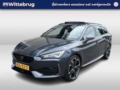 CUPRA Leon Sportstourer - 1.4 e-Hybrid VZ Performance / AUTOMAAT/ 245PK/ PANO/ PARK.SENSOREN V+A/ CAMERA/ STUURVERWA