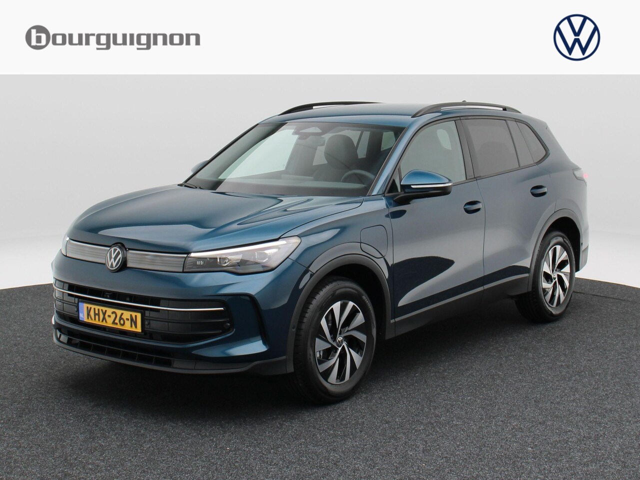 Volkswagen Tiguan - 1.5 eHybrid Life Edition | Trekhaak | Navigatie | Adaptieve Cruise Control | Adaptief Onde - AutoWereld.nl