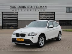 BMW X1 - sDrive18i Executive / Cruise / Trekhaak / Clima / N.A.P