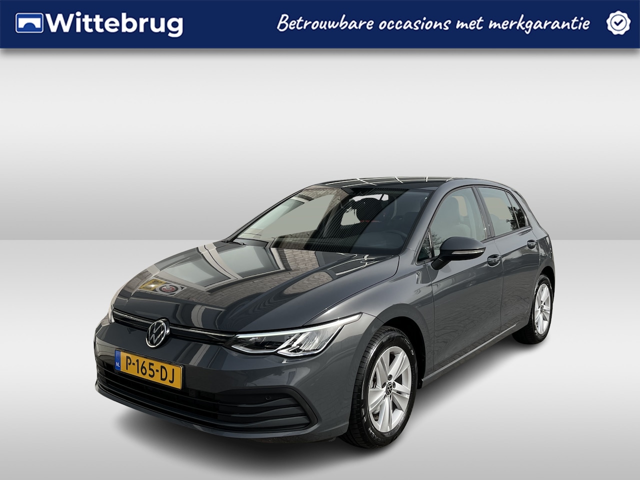 Volkswagen Golf - 1.0 eTSI Life / AUTOMAAT/ LED/ PARKEER SENSOREN V+A/ CAMERA/ ACC/ APP-CONNECT/ VIRTUAL COC - AutoWereld.nl
