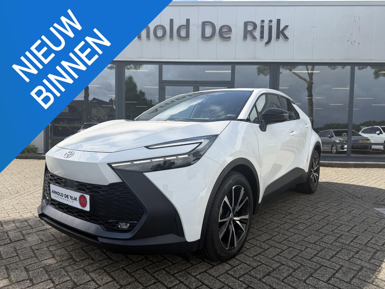 Toyota C-HR - 2.0 Plug-in Hybrid 220 Dynamic - AutoWereld.nl