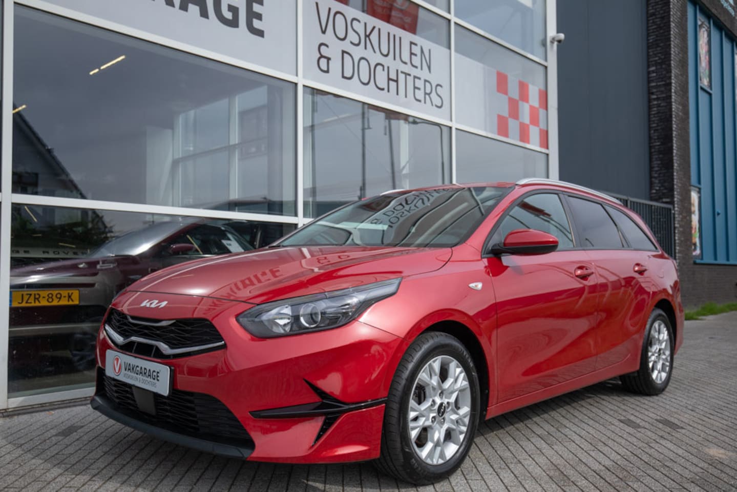 Kia Cee'd Sportswagon - Ceed 1.0 T-GDi ComfortLine Apple Carplay | Camera |RED - AutoWereld.nl