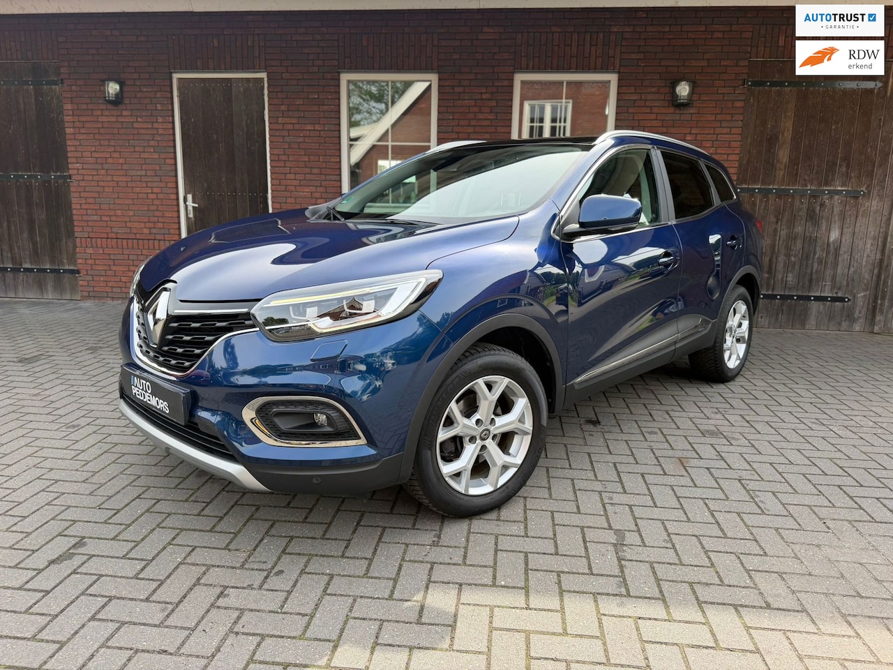 Renault Kadjar - 1.3 TCe Intens EDC |Trekhaak| Pano| LED| Carplay| - AutoWereld.nl