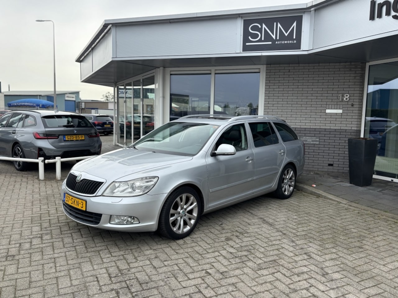 Skoda Octavia Combi - 1.2 TSI Elegance Bns - AutoWereld.nl