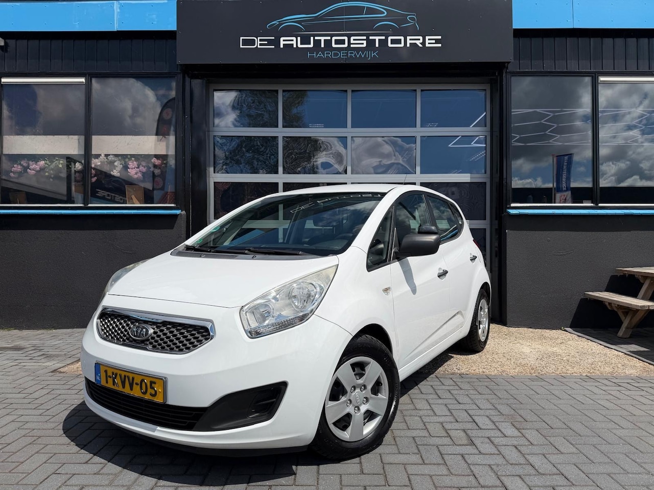 Kia Venga - Kia Venga 1.6 CVVT X-tra Automaat Airco Trekhaak Nette Auto !!! - AutoWereld.nl