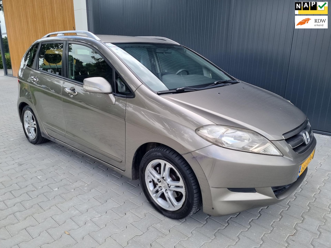 Honda FR-V - 1.8i COMFORT 6PERS AIRCO CRUISE LMV - AutoWereld.nl