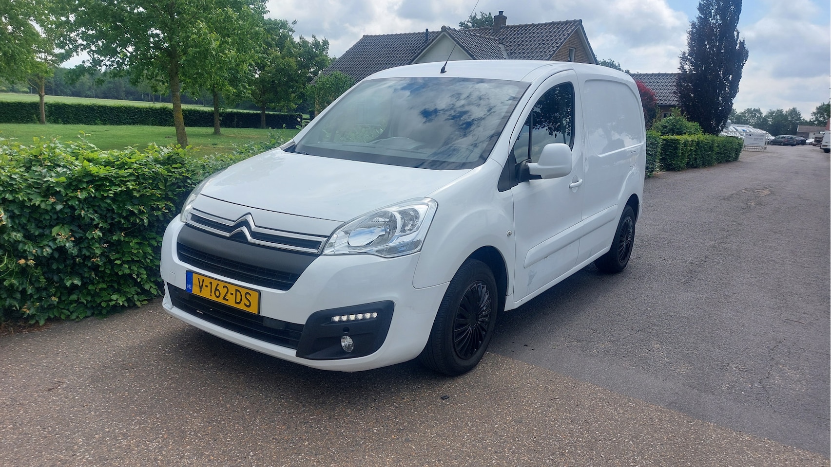 Citroën Berlingo - 1.6 BlueHDI 100 Club Economy S&S AIRCO/AUTOMAAT BJ 2017 - AutoWereld.nl