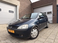 Opel Corsa - 1.2-16V Elegance intro