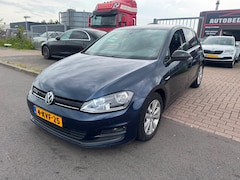Volkswagen Golf - 1.6 TDI Highline BlueMotion