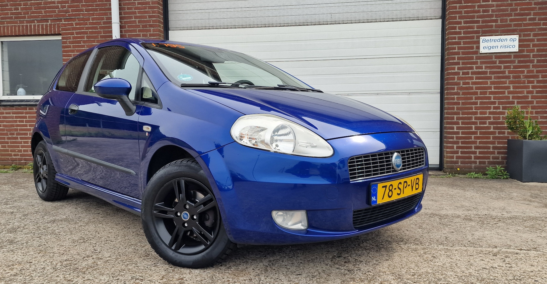 Fiat Grande Punto - 1.4 Sportsound Fiat Sport Sound 1.4. 2006, lm velgen,apk 5 2027,188.321km aantoonbaar - AutoWereld.nl