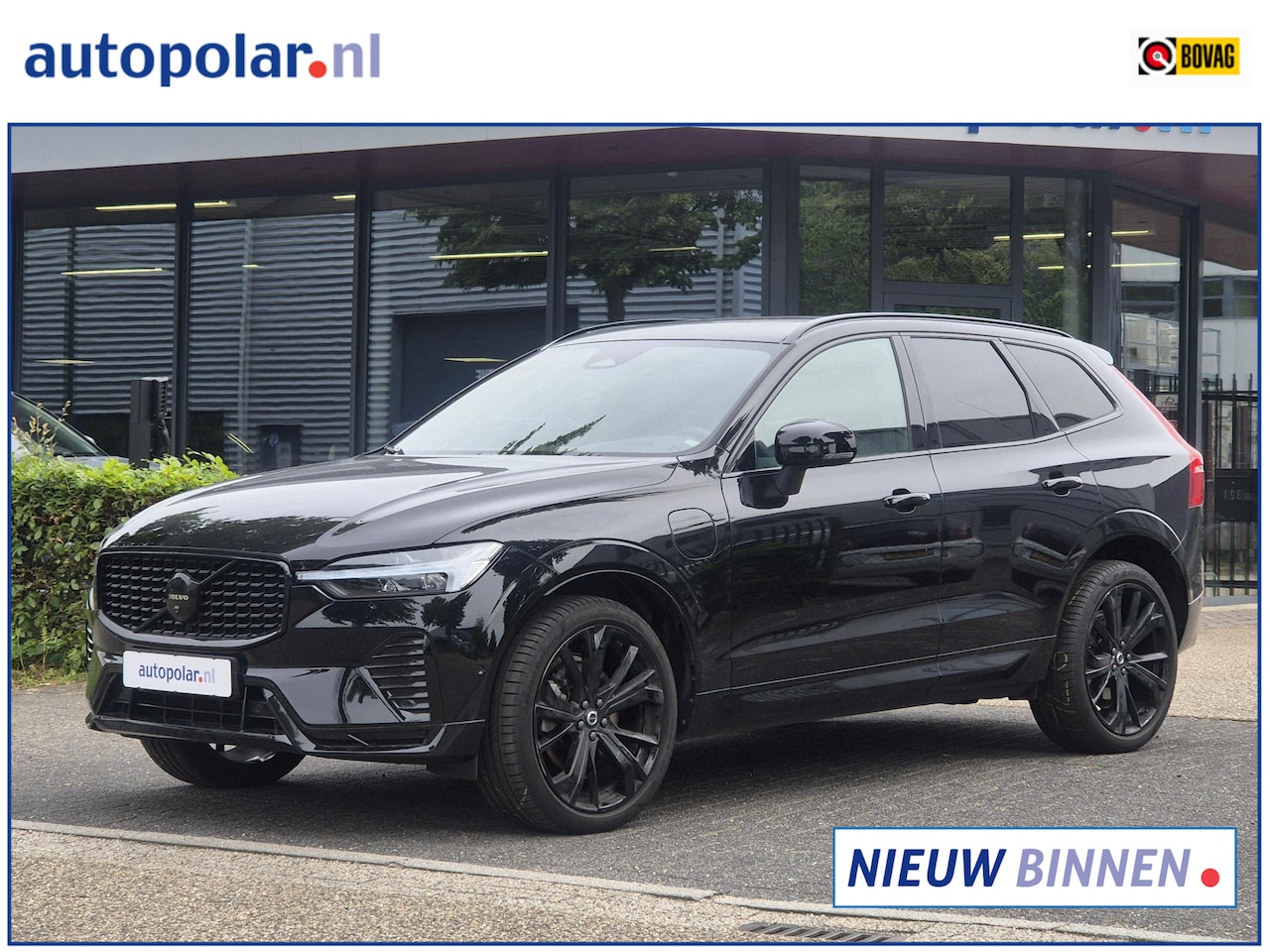 Volvo XC60 - 2.0 T6 Plug-in hybrid AWD Plus Black Edition Trekhaak/Panodak/360Cam etc. - AutoWereld.nl