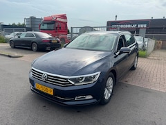 Volkswagen Passat Variant - 2.0 TDI DSG-AUTOMAAT NAVI/CLIMA/PDC