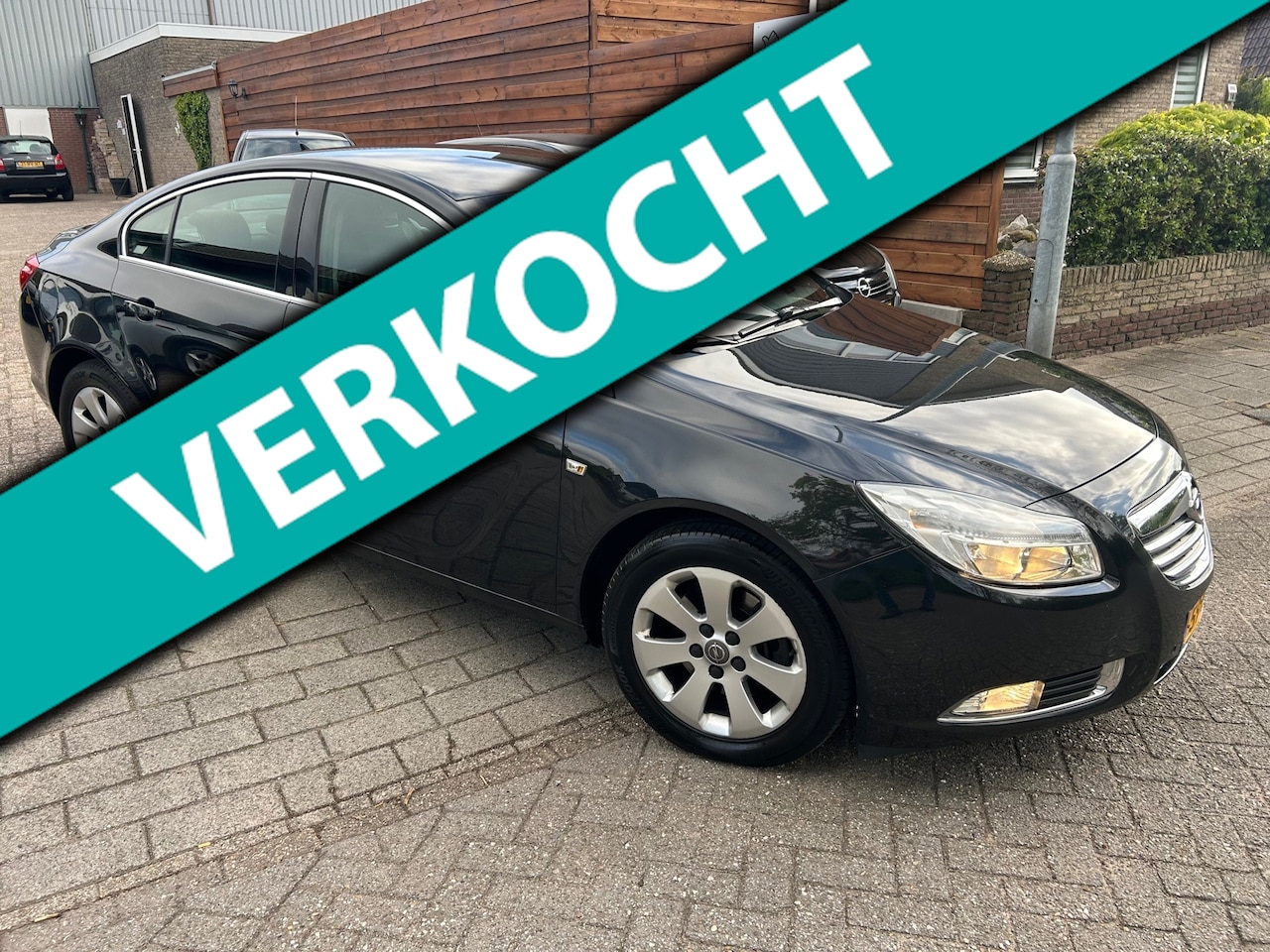 Opel Insignia - 1.6 T Edition nieuwe apk distributie! - AutoWereld.nl