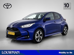 Toyota Yaris - 1.5 Hybrid Dynamic | Parkeersensoren V+A | Stuur-Stoelverwarming | Dode Hoek Detectie | On