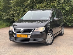 Volkswagen Touran - 1.4 TSI Trendline | Cruise control + Navi