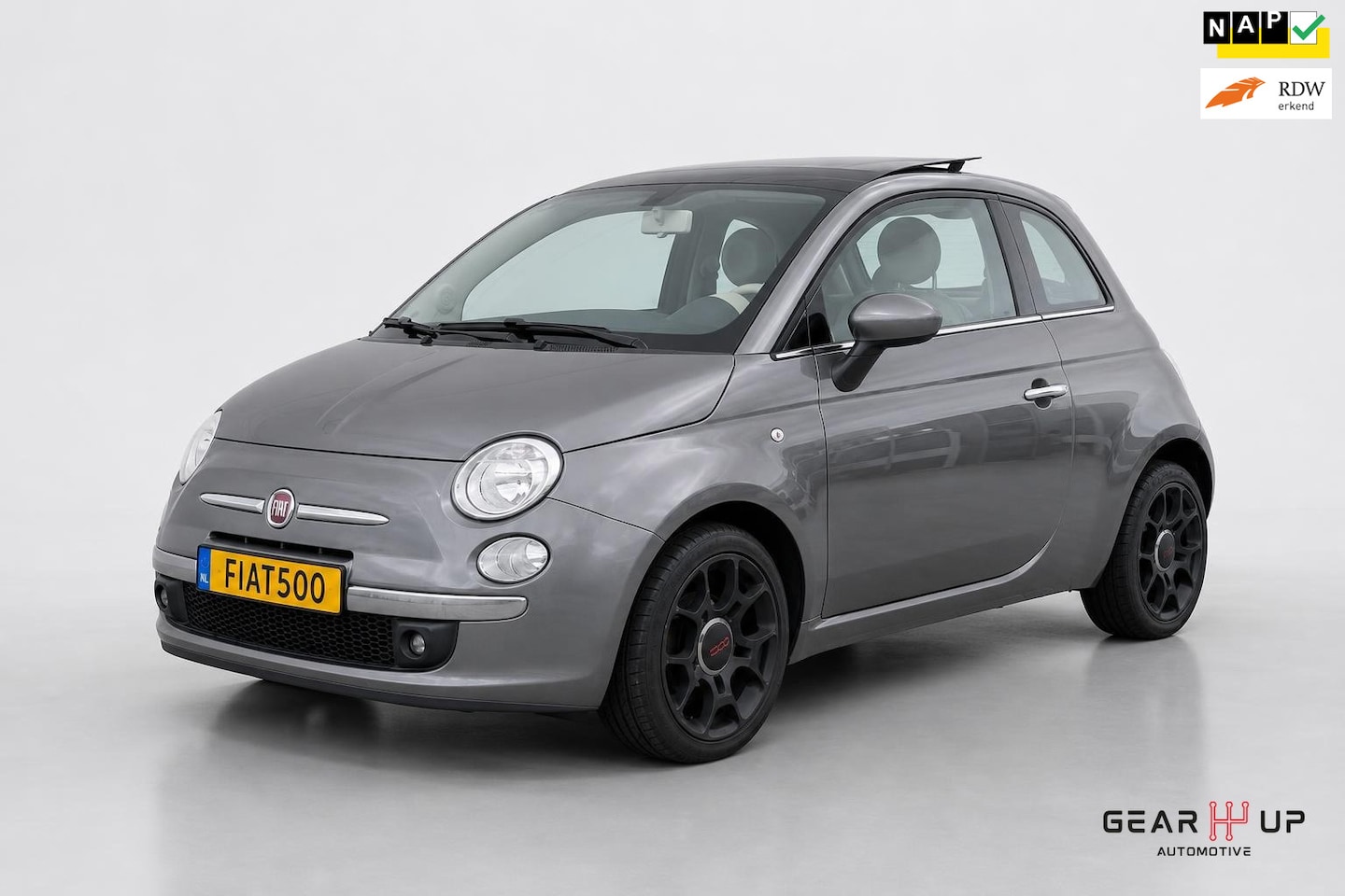 Fiat 500 - 1.2 Lounge AUTOMAAT AIRCO|SCHUIFDAK|LICHTMETAAL|NAP| - AutoWereld.nl