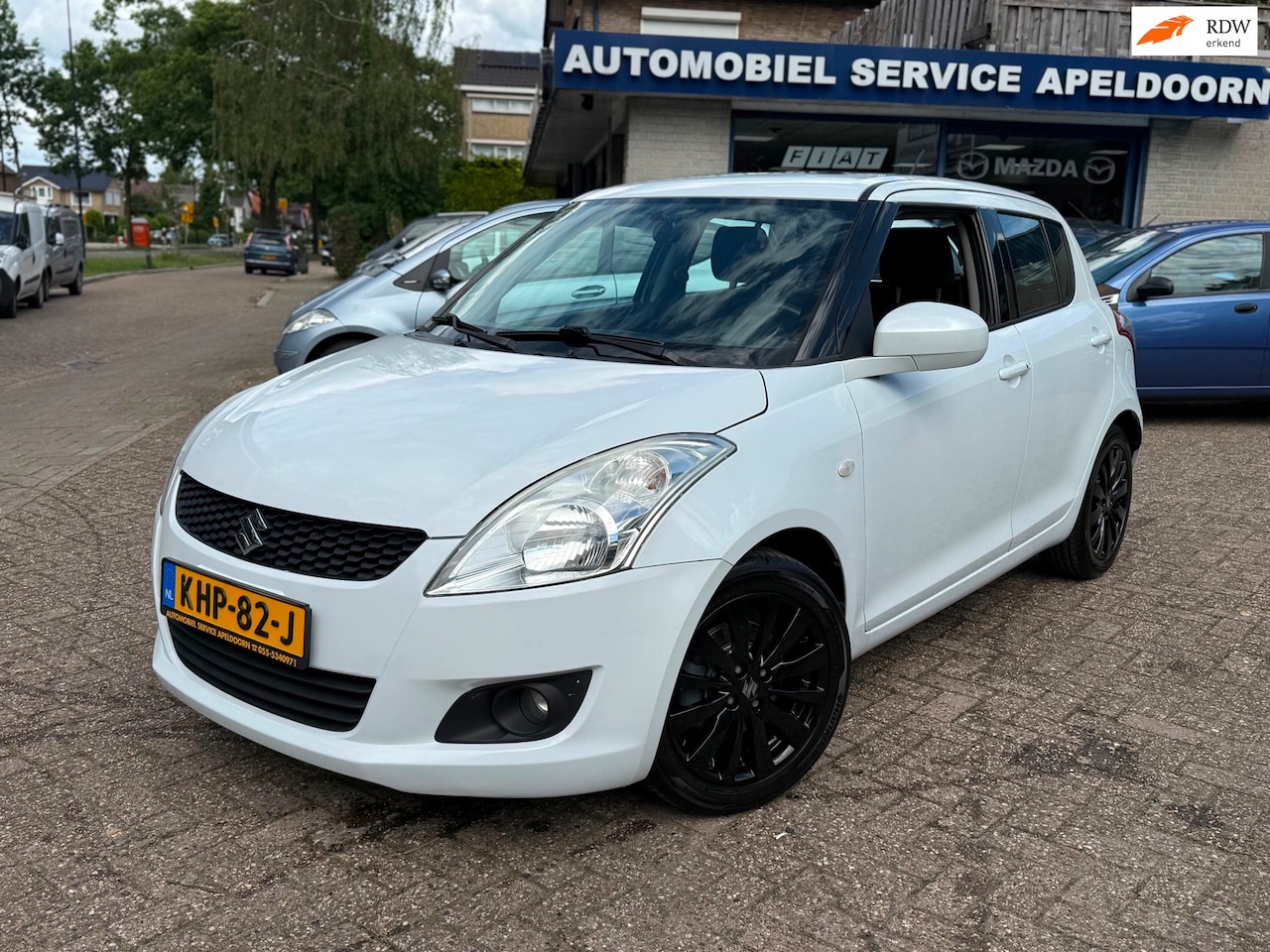 Suzuki Swift - 1.2 Comfort EASSS * CLIMA*STOELVERW.*SCHUIFDAK*LM. VELGEN *NW. APK* - AutoWereld.nl