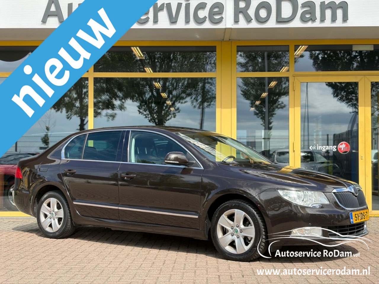 Skoda Superb - 2.0 TSI Elegance Bns - AutoWereld.nl