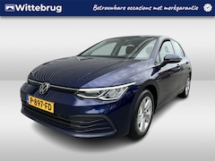 Volkswagen Golf - 1.5 TSI 131pk Life App-connect / Winterpakket / LED verlichting / Keyless / Parkeersensore