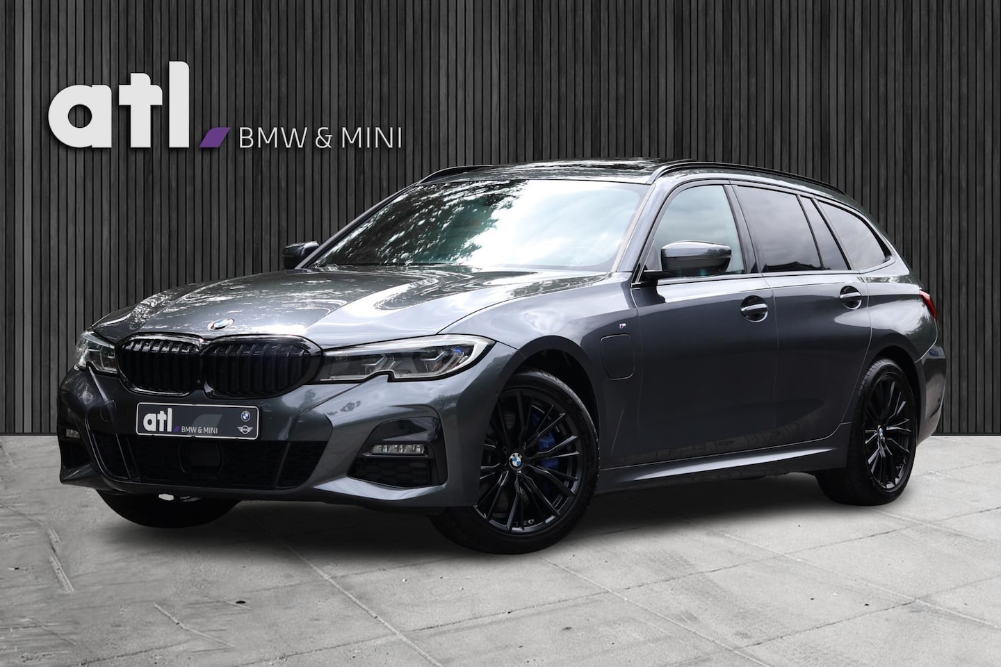 BMW 3-serie Touring - 330e M-Sprotpakket, HUD, Pano, Elektrische trekhaak, Memorystoelen, Laserlicht, Harman Kar - AutoWereld.nl