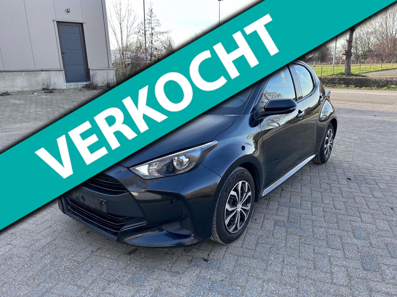 Toyota Yaris - 1.5 VVT-i Active DAB lineA Navi - AutoWereld.nl