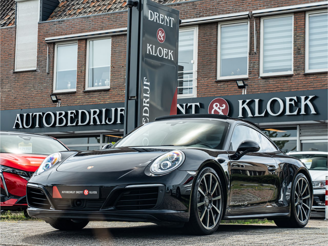 Porsche 911 - 3.0 Carrera 4S PANO SPORTCHRONO CLANCK AUDIO 20 INCH BOMVOL !! - AutoWereld.nl