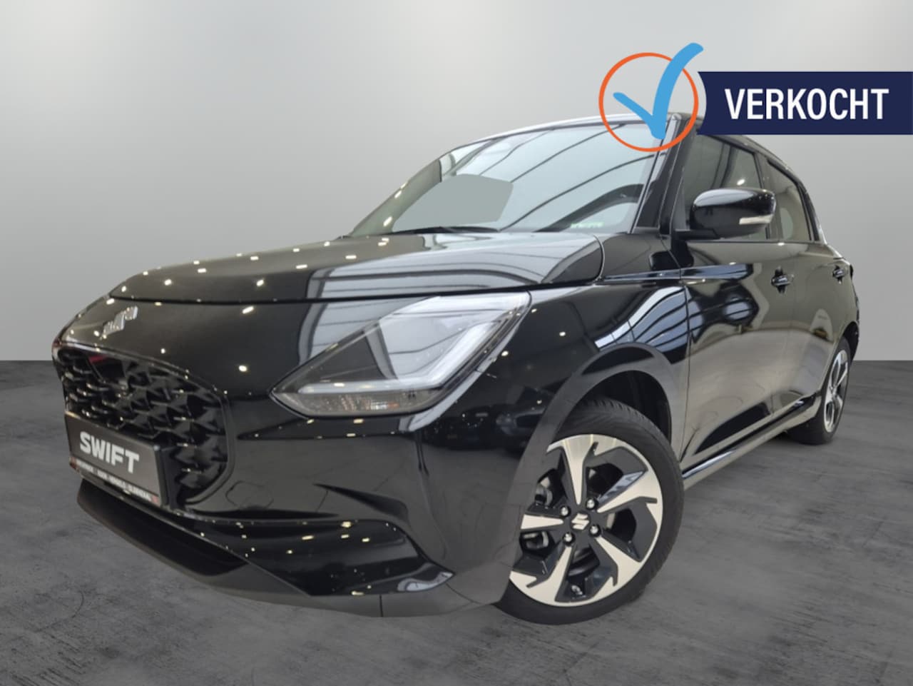 Suzuki Swift - 1.2 Style Hybrid [CARPLAY| CLIMATE CONTROL | ALL-SEASON BANDEN | - AutoWereld.nl