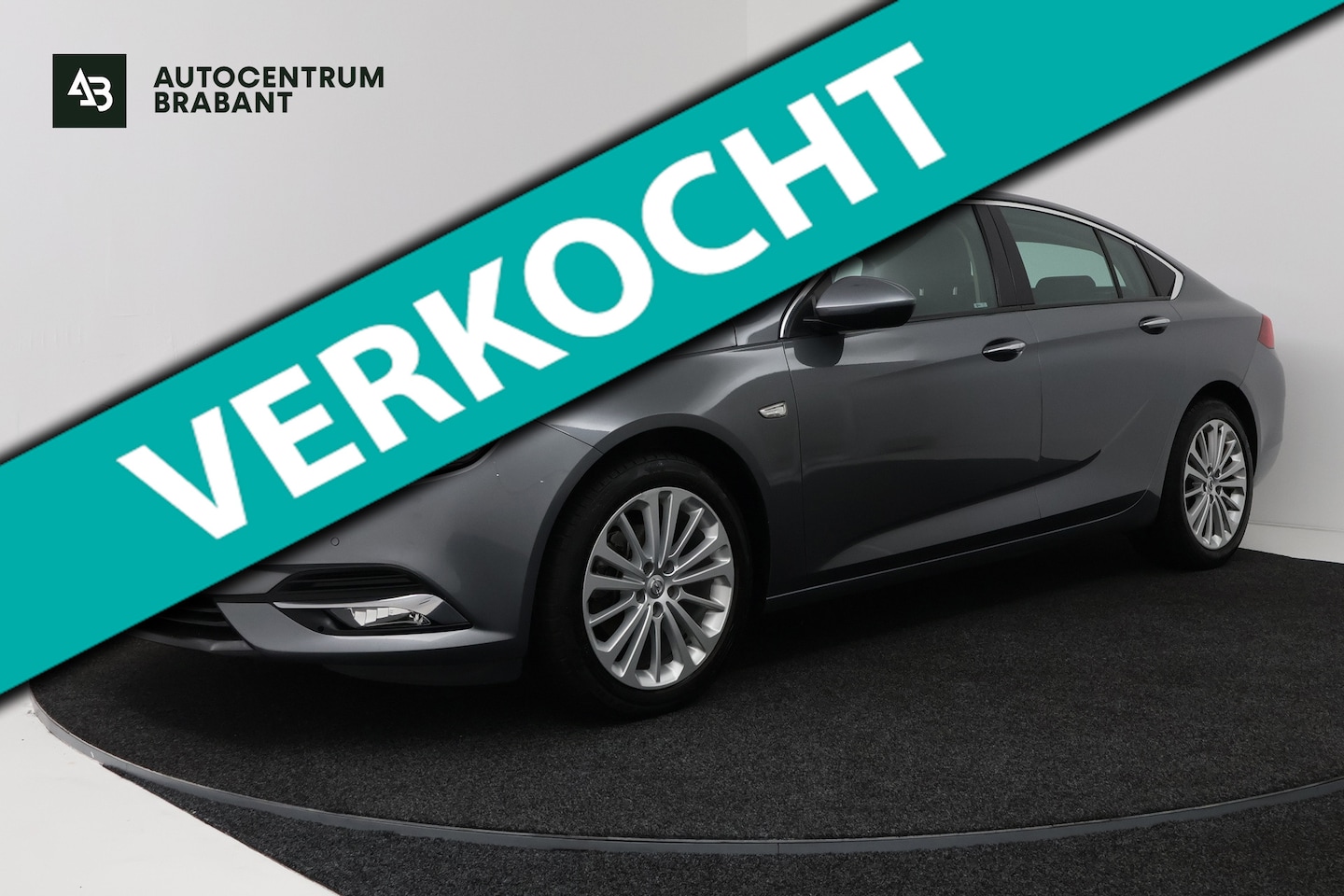 Opel Insignia Grand Sport - 1.5 Turbo Innovation (TREKHAAK WEGKLAPBAAR, CAMERA, NAVI, PDC, LED, STUURBEDIENING, CLIMA) - AutoWereld.nl