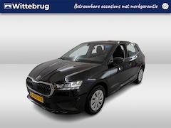 Skoda Fabia - 1.0 TSI 95pk Ambition / Navigatie / APP Connect / LED / Parkeersensoren A / Airco