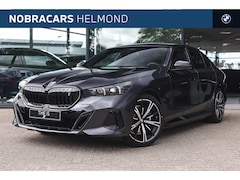 BMW i5 - eDrive40 M Sport / Adaptieve LED / Parking Assistant Plus / Live Cockpit Professional / M