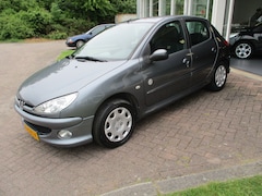 Peugeot 206 - 1.4 Génération Nette Auto Kilometerstand Nap