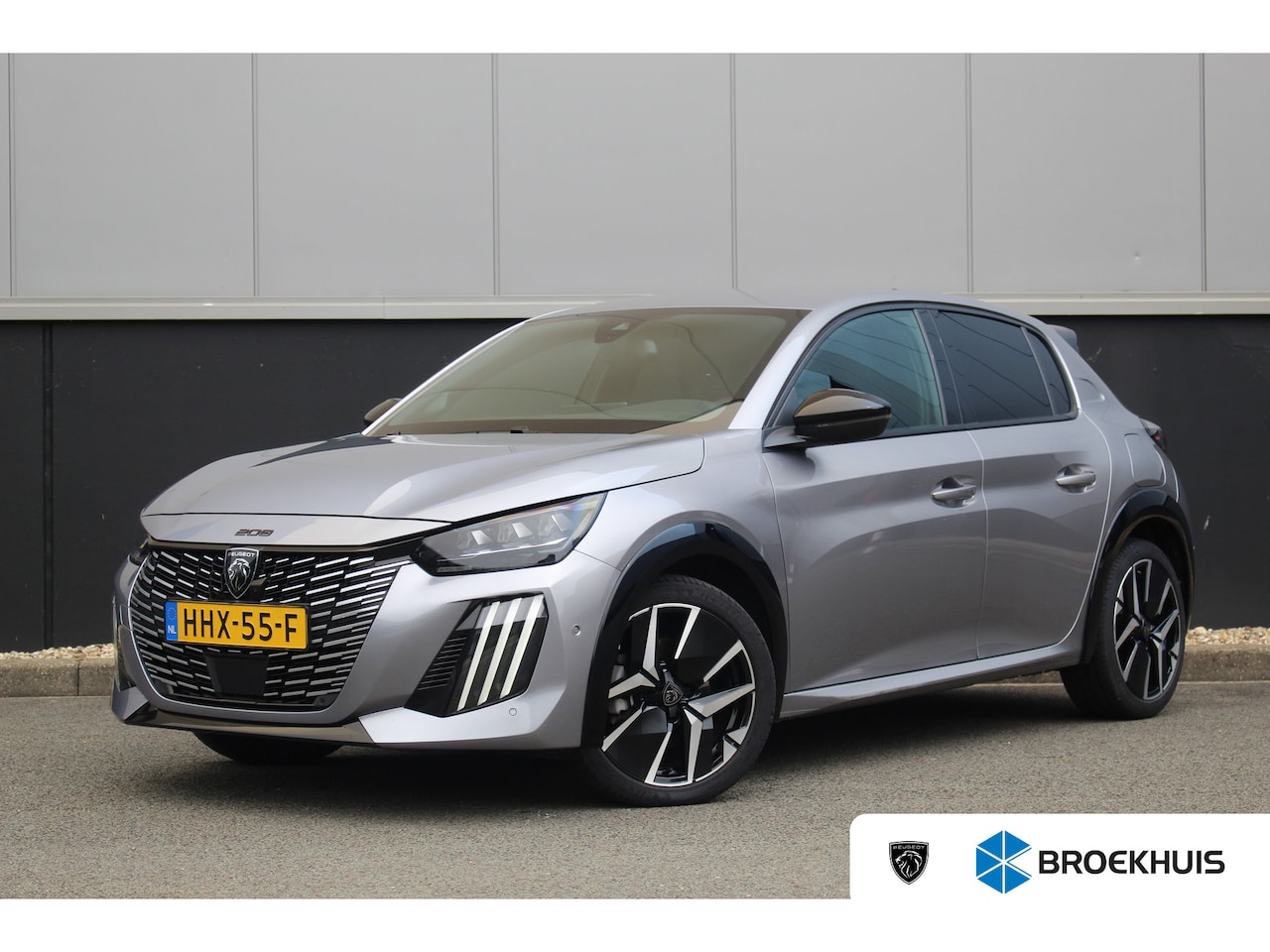 Peugeot 208 - 1.2 Hybrid 145 e-DCS6 GT | Adap. Cruise C. | 360 Camera | Navi | Dodehoeksens. | Full-LED - AutoWereld.nl