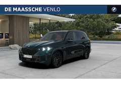 BMW X5 - xDrive50e M Sport Automaat / Panoramadak Sky Lounge / Trekhaak / Bowers & Wilkins / Parkin