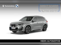 BMW iX1 - xDrive30 | M-Sport | Panorama | Harman/kardon | 19" | Getint glas | Camera