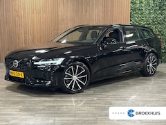 Volvo V60 - T6 AWD Recharge Plus Dark | Trekhaak | 360° Camera | All Season banden | Harman Kardon | A