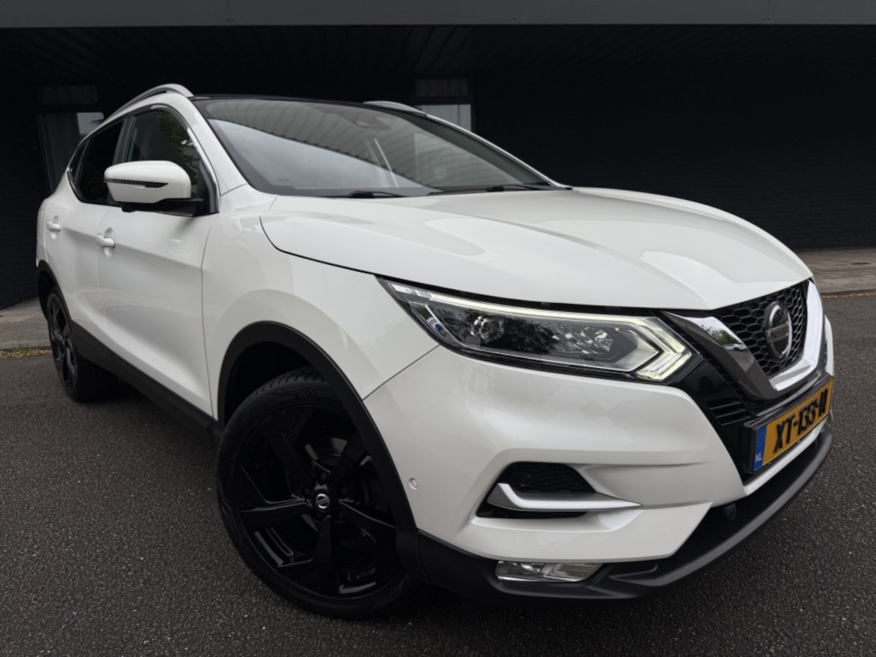 Nissan Qashqai - 1.2 Tekna - Trekhaak - Luxe uitvoering - - AutoWereld.nl
