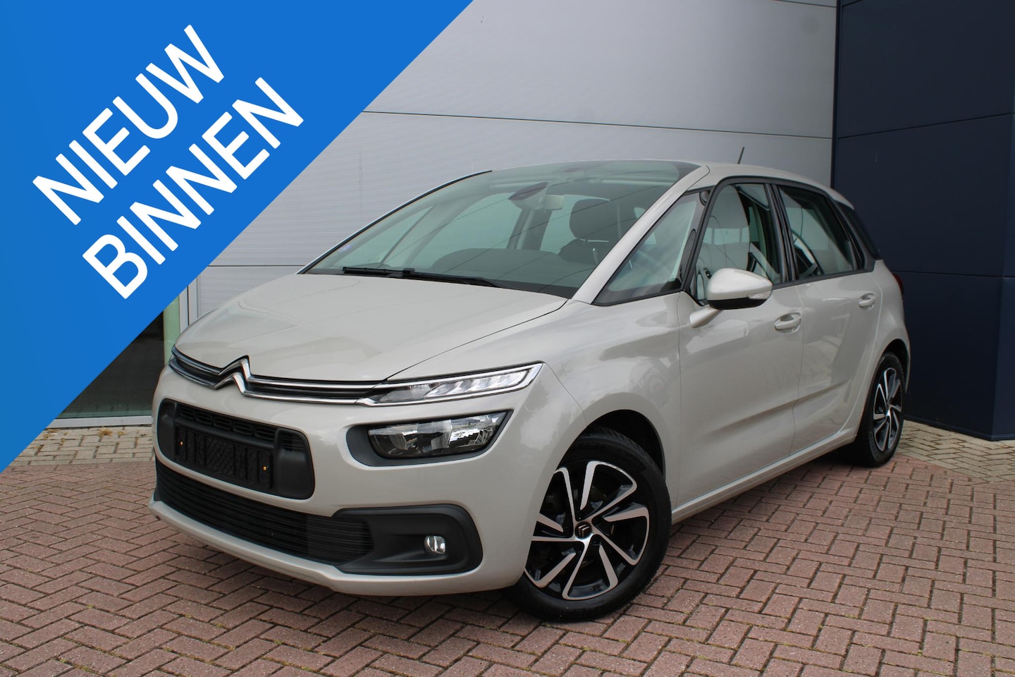 Citroën C4 SpaceTourer - 1.2 PureTech 130pk Business Automaat Airco Navi Camera Carplay Super mooi en heerlijk ruim - AutoWereld.nl