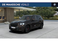 BMW X5 - xDrive50e M Sport Automaat / Panoramadak Sky Lounge / Trekhaak / Bowers & Wilkins / Parkin