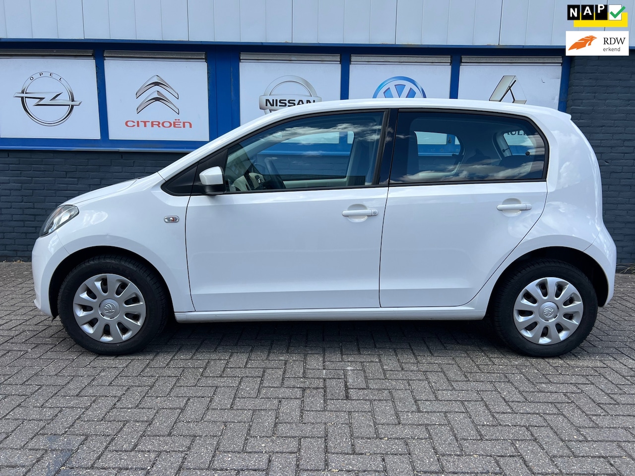 Skoda Citigo - 1.0 CNG Greentech Sprint 10-2013 3995eu - AutoWereld.nl