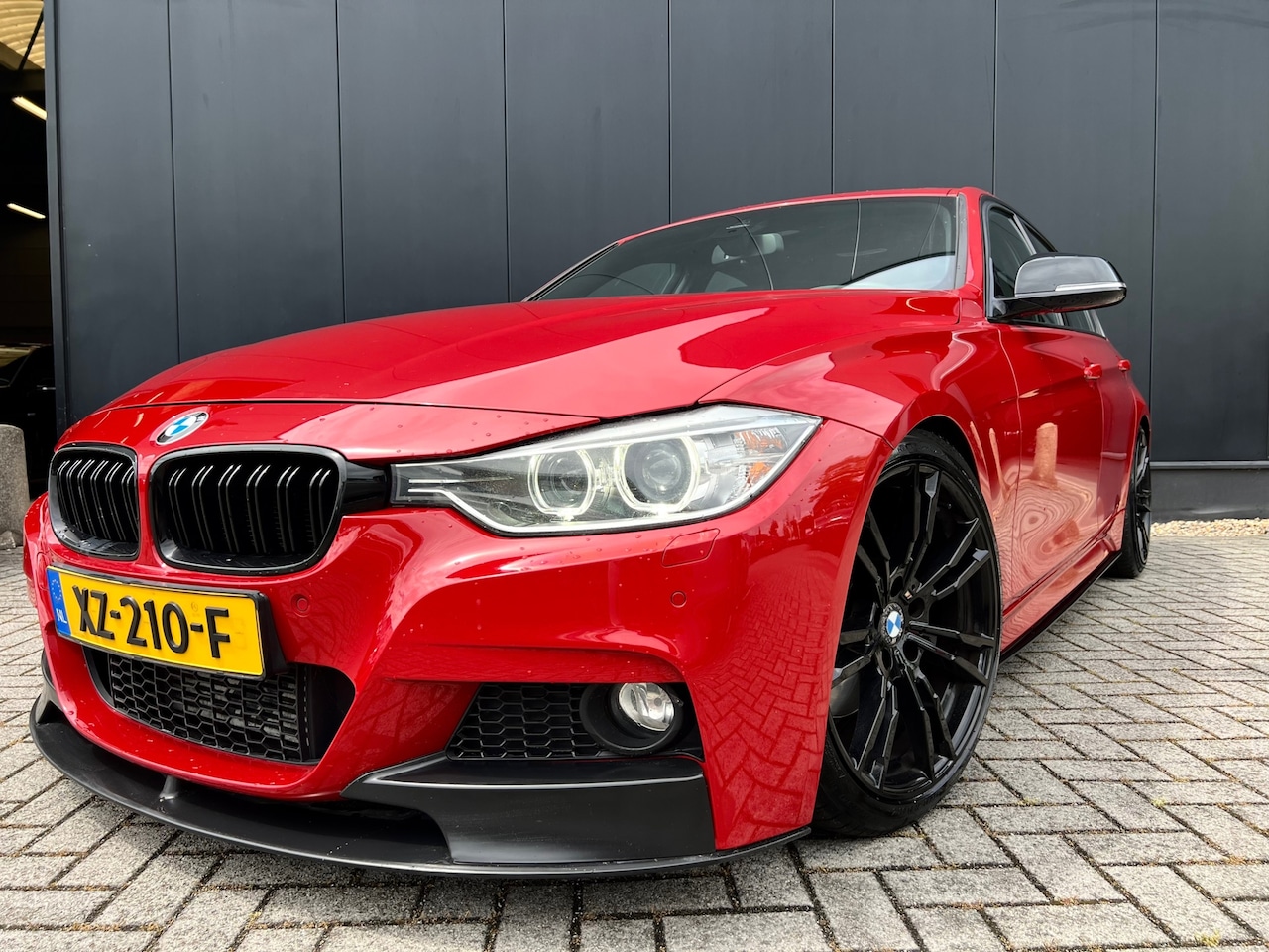 BMW 3-serie - 328i M-Sport Aut/Leer/19'Lmv/Dak/HeadUp/Vol!! - AutoWereld.nl
